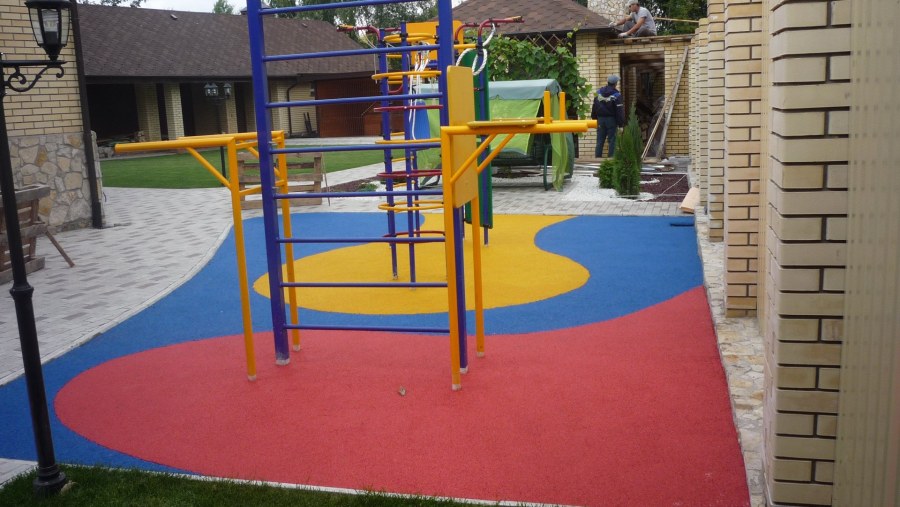 Резиновое покрытие для детских площадок