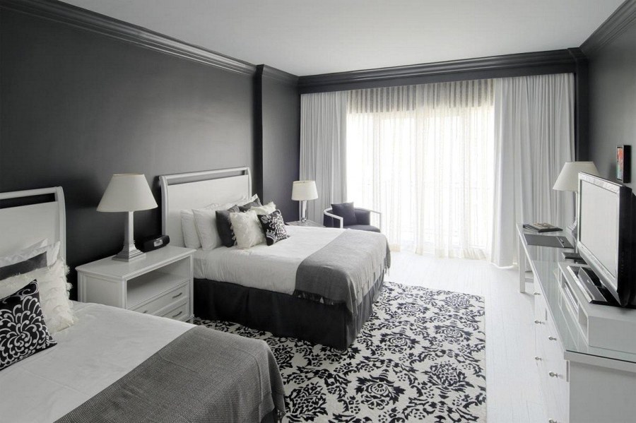 Спальня в черно белых тонах