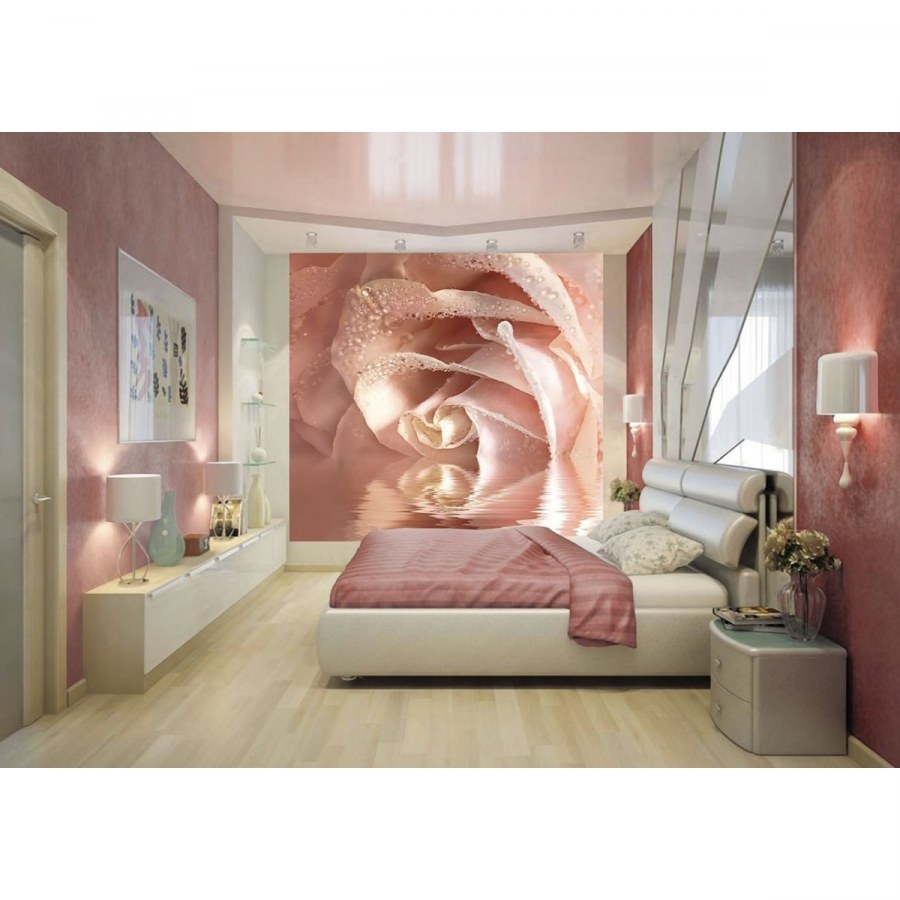 Розовые фотообои в спальню