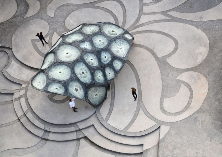 Бионическая композиция