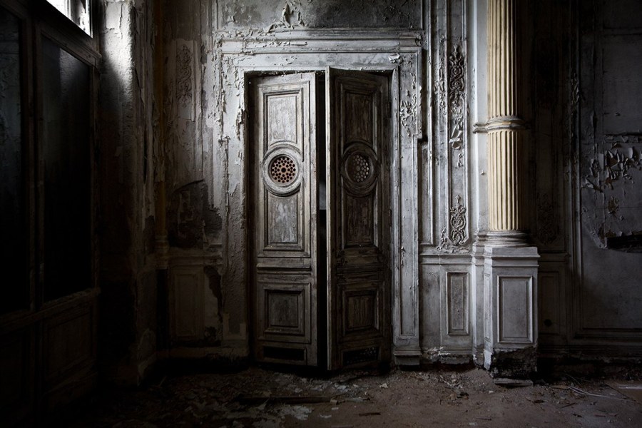 Заброшенный «дворец Великого князя Михаила Николаевича»