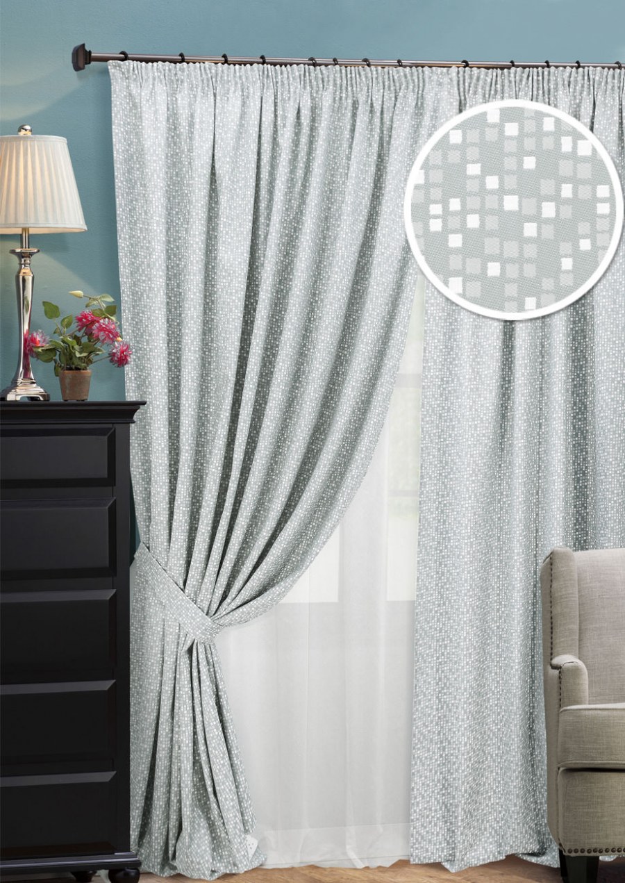 Серые портьеры