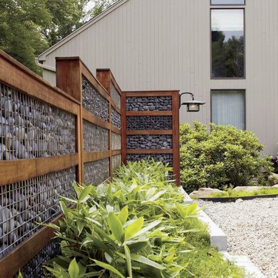 Прозрачный забор из дерева