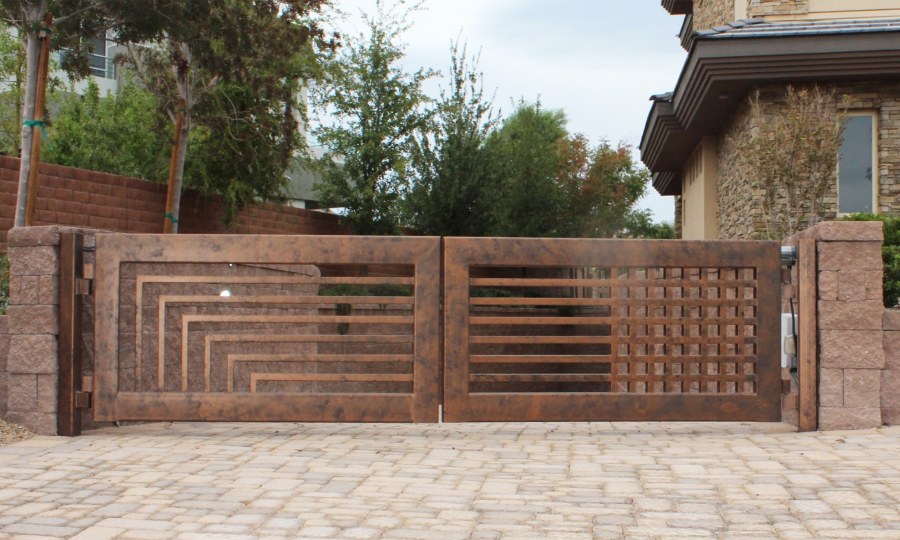 Современные заборы