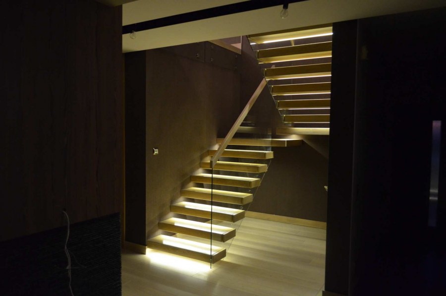 Серия 52-523 лестницы