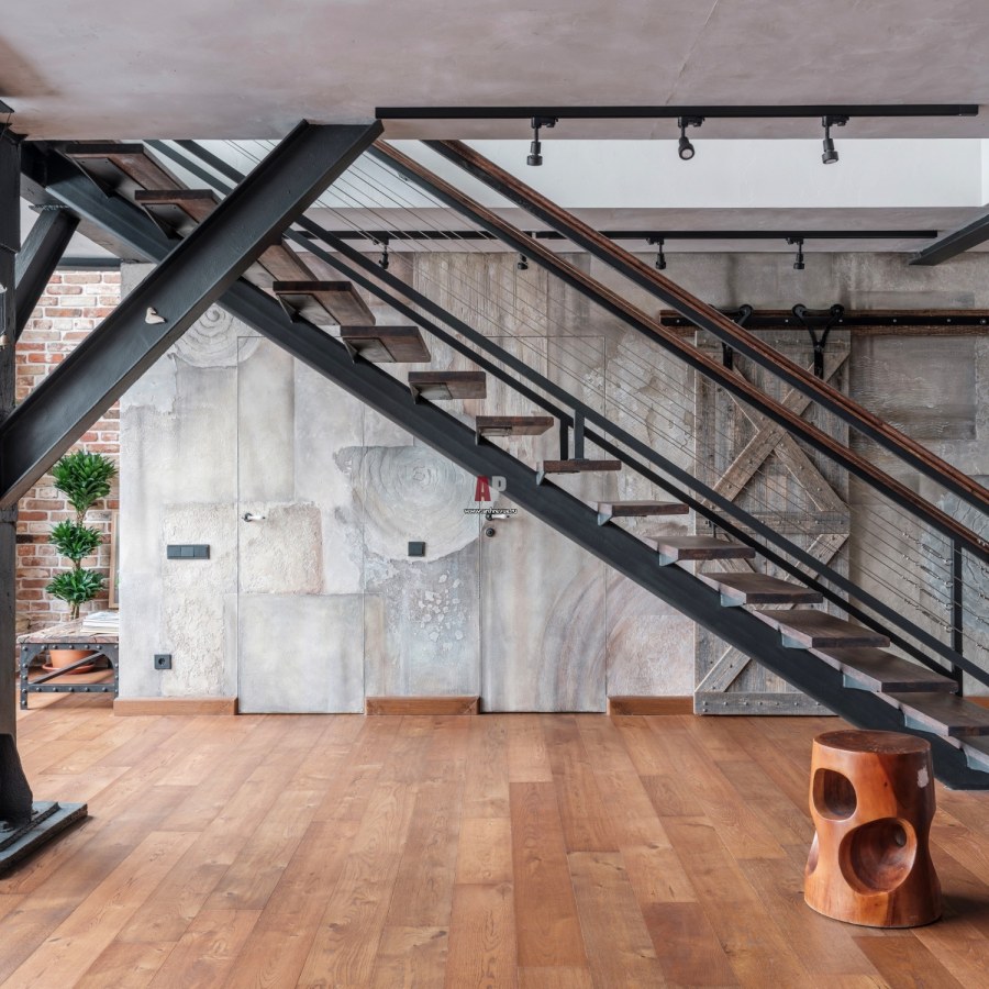 Двухуровневый офис лофт