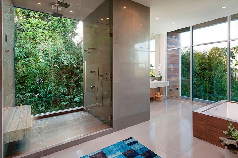 Ванная с панорамными окнами