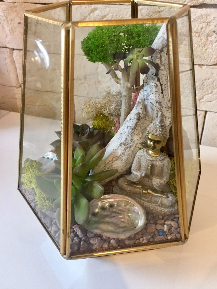 Флорариум с Буддой