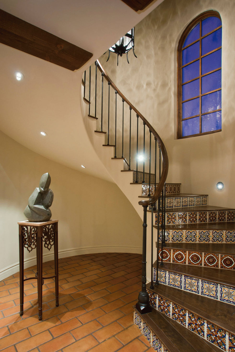 Отделка лестницы