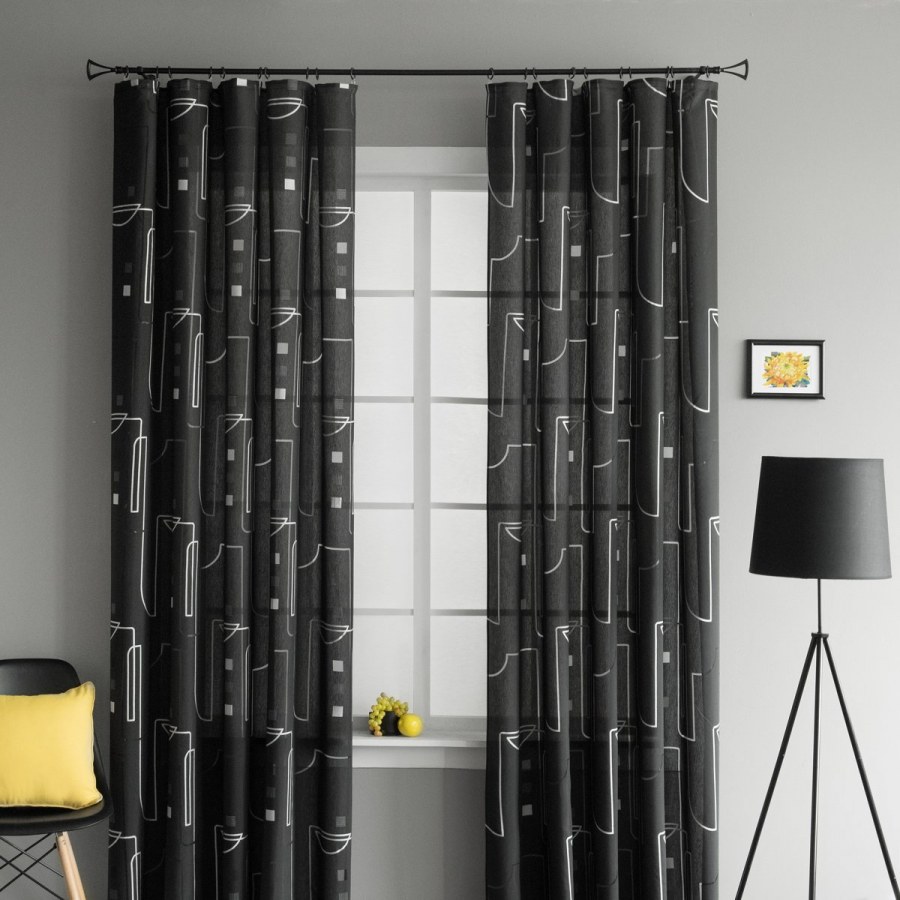 Черные шторы