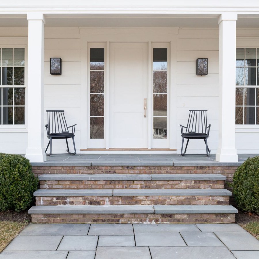 Ступеньки в дом