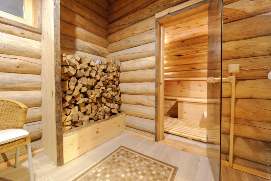 Баня из бревна внутри