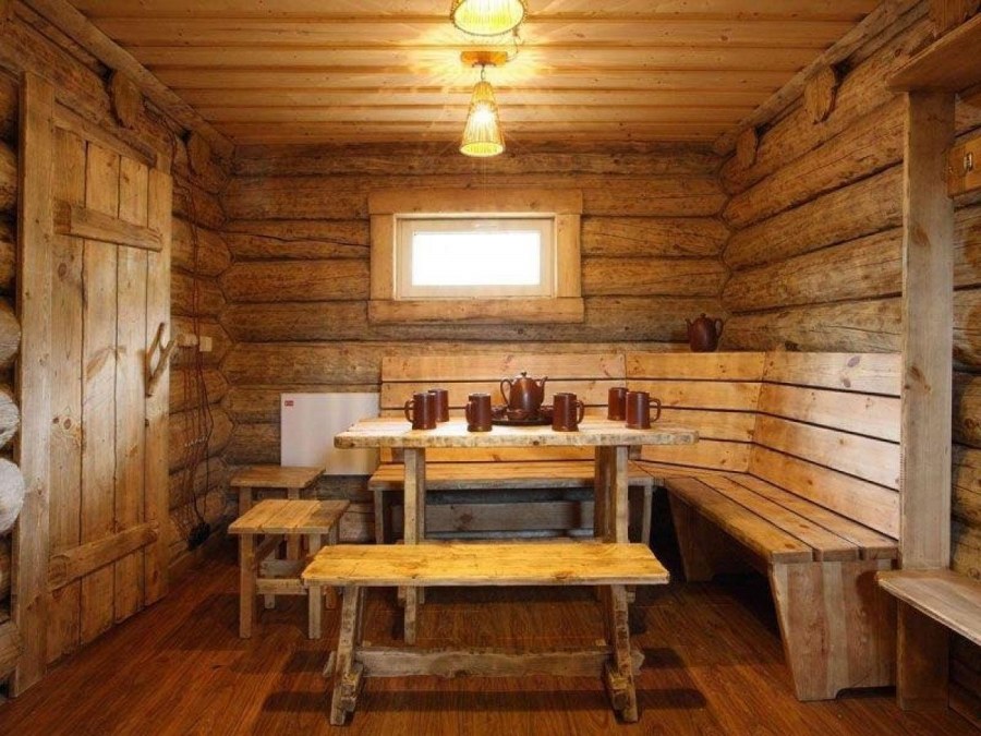 Предбанник в деревенской бане