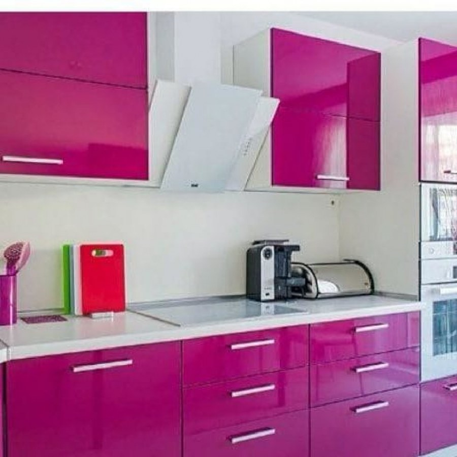 Кухня в розовом цвете