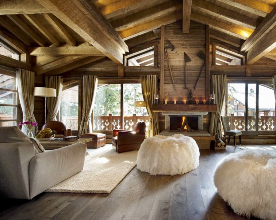 Интерьер сруба в стиле Шале