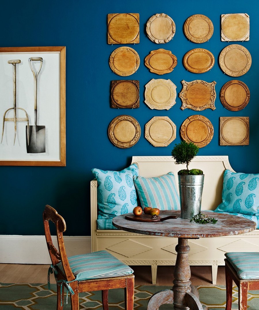 Дерево и синий цвет в интерьере