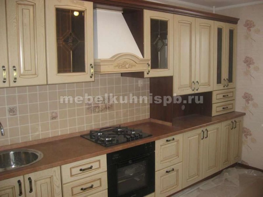 Кухни светлый фасад темный корпус классика