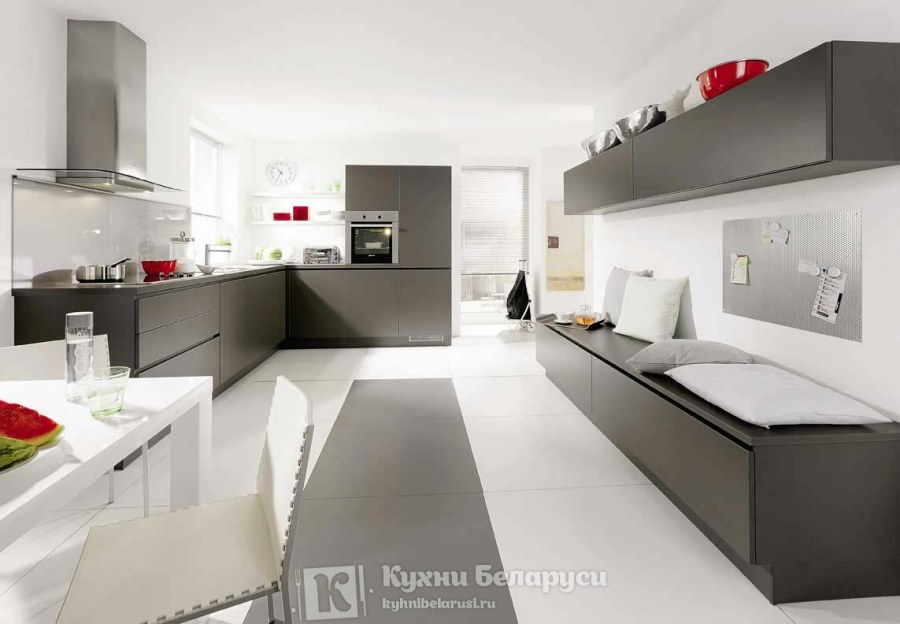 Стиль Хай-тек в интерьере кухни