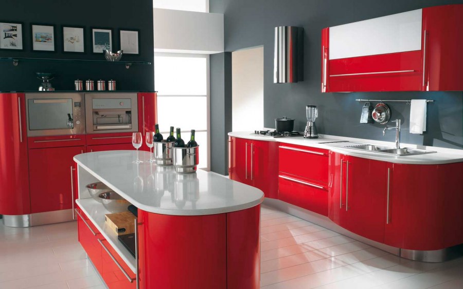Современные кухни в Красном цвете