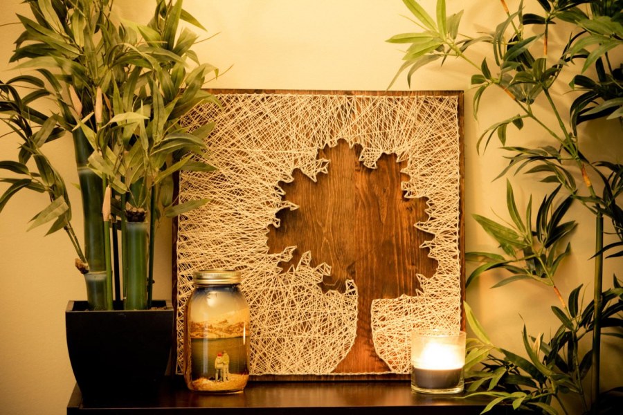 Панно из веток деревьев на стену