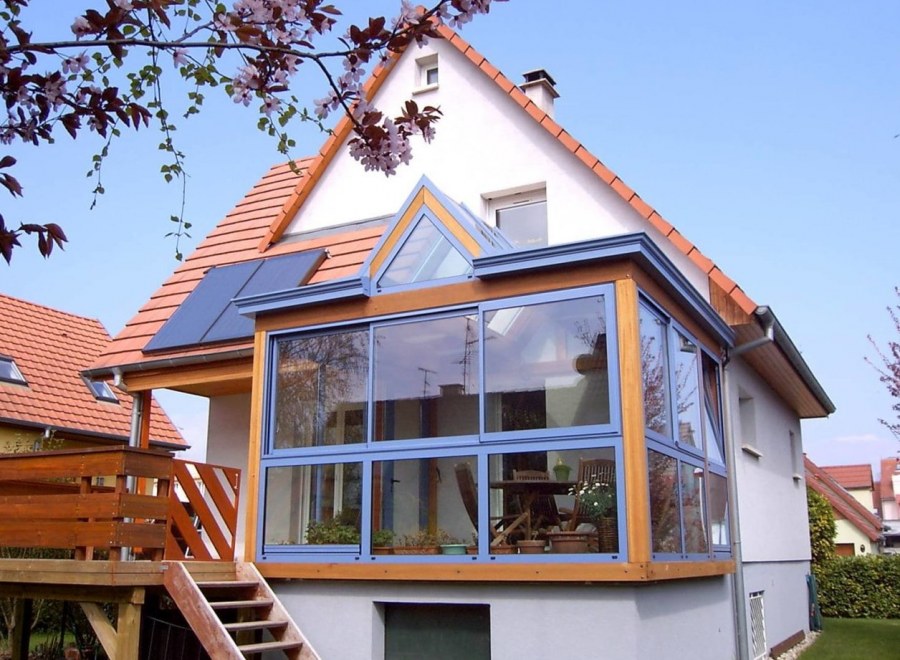 Двускатная крыша с балконом