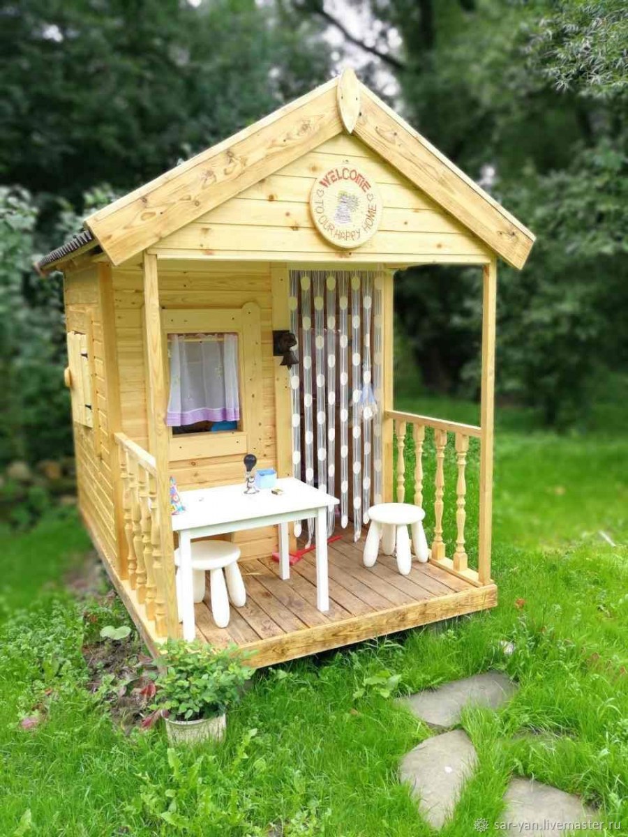Детские домики из дерева