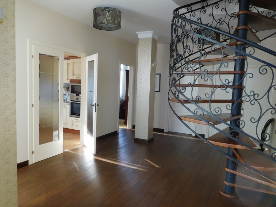 Резиденции Сколково Каштановая 6