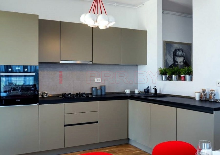 Кухни Феникс 0748 с gola профилем