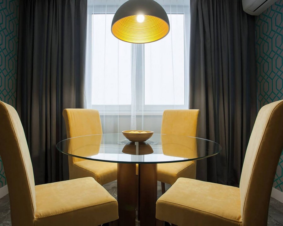 Фисташковый цвет в интерьере столовой