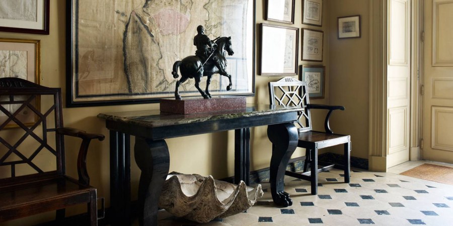 Антиквариат в современном интерьере