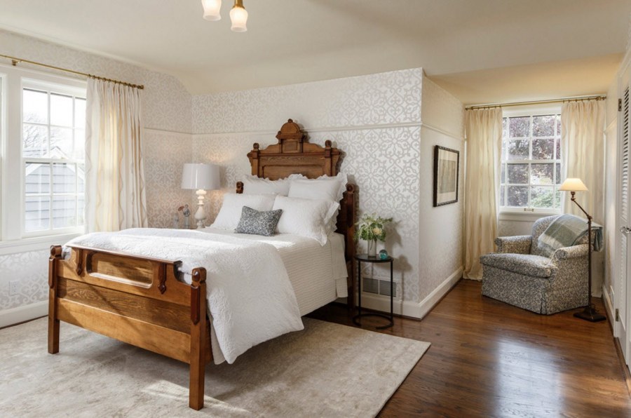 Спальня с растительным орнаментом