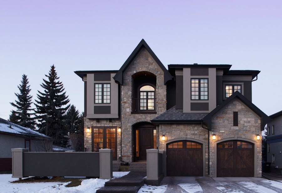 Тёмный особняк дом