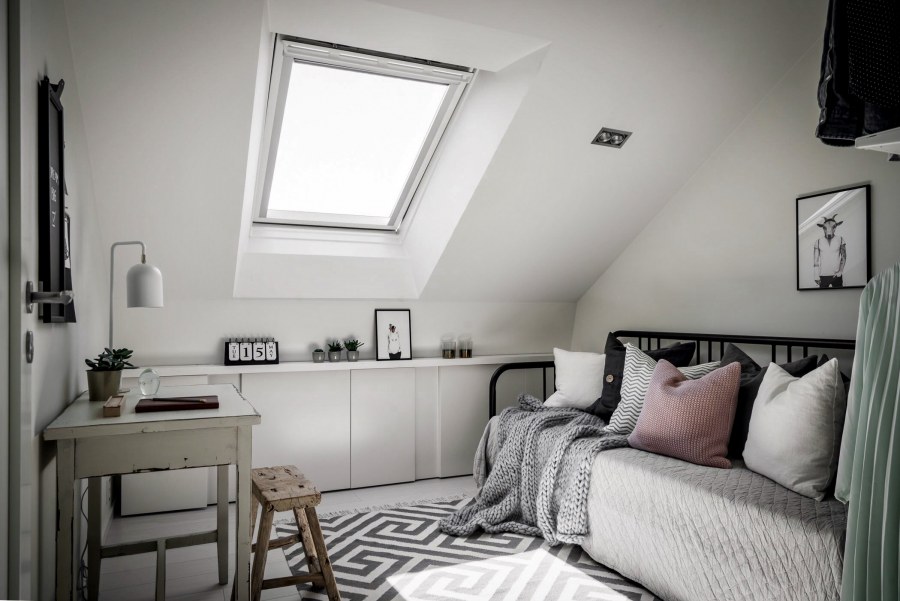 Интерьер мансарды в классическом стиле