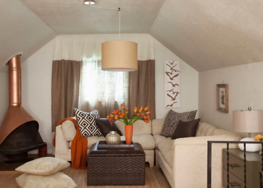 Спальня с тремя кроватями