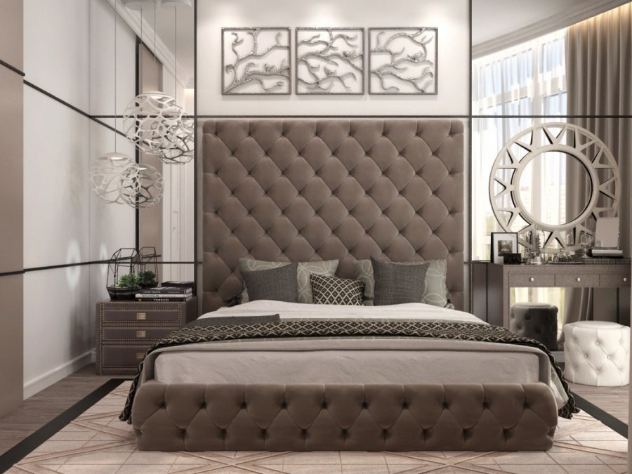 Зеркальное панно в спальне