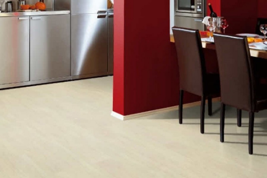 Ламинат Witex Color черный глянцевый