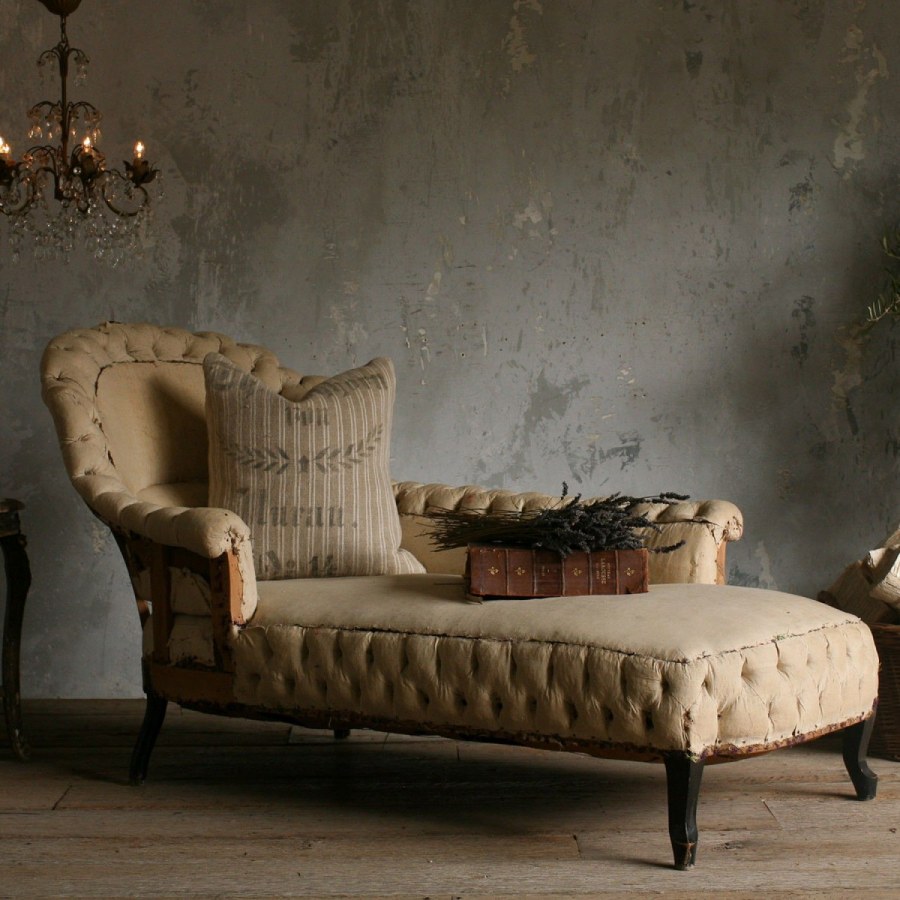 Софа старинная