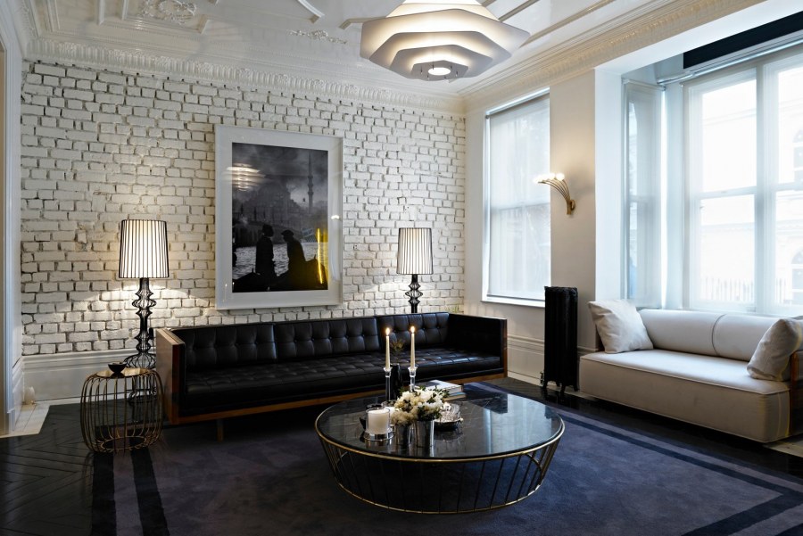 Кирпич в классическом интерьере