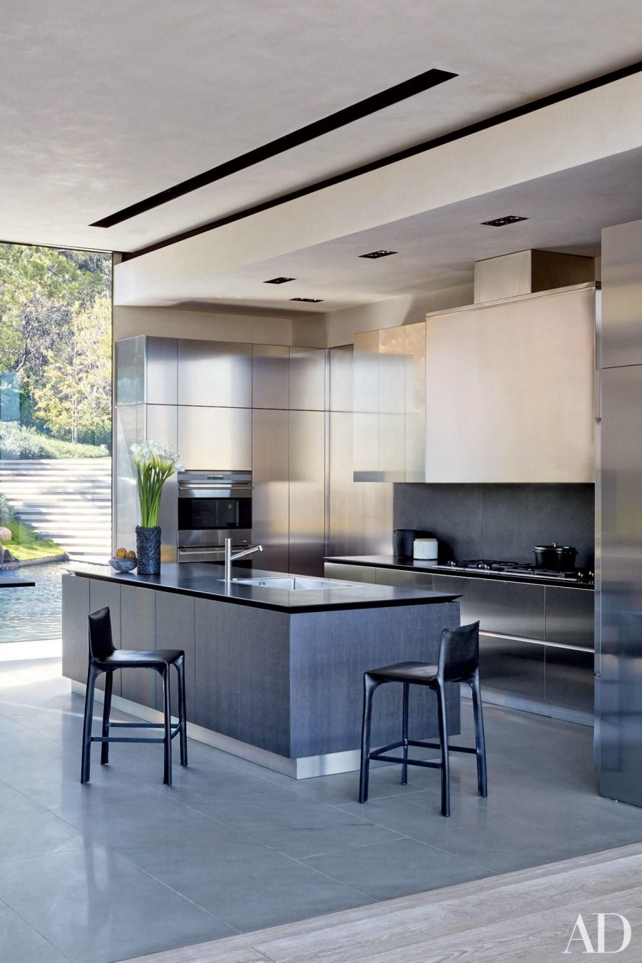 Кухни знаменитостей интерьер