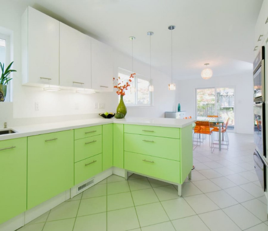 Кухонный гарнитур салатового цвета