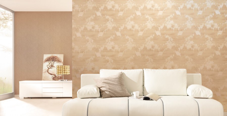 Бежевая стена