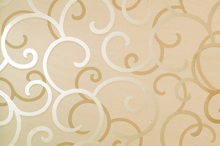 Интерьер гостиной обои с вензелями в интерьере