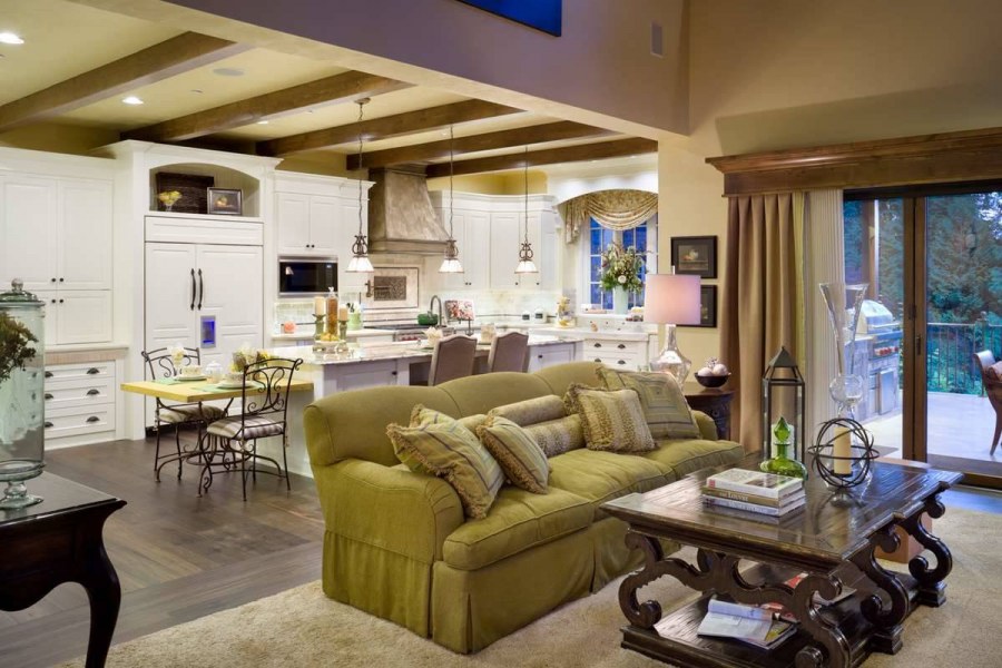 Планировка кухни-гостиной в американском стиле