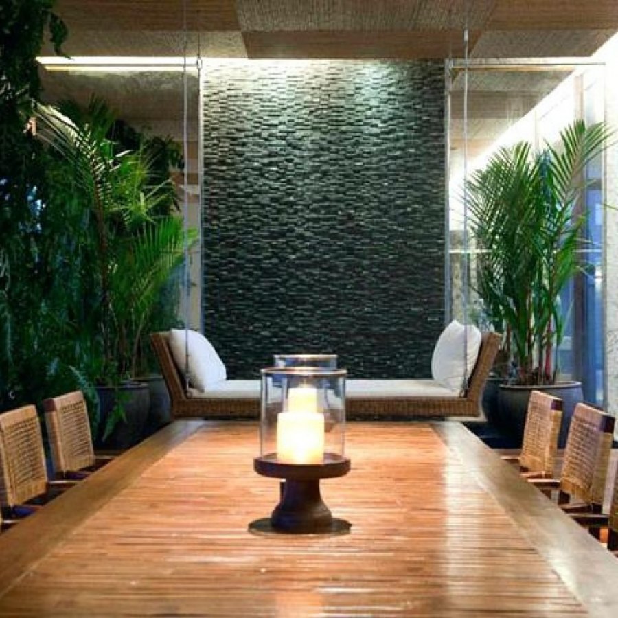 Водопады по стеклу комнатные