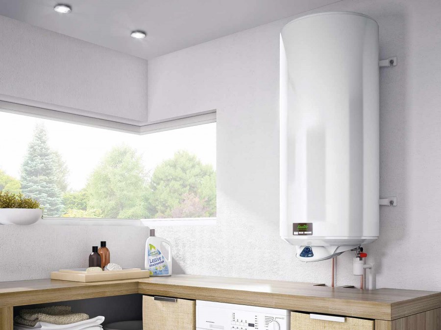 Бойлер в интерьере ванной