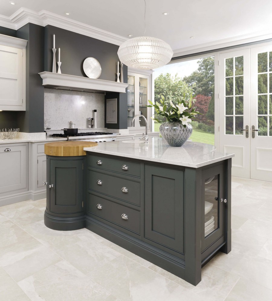 Фасад Манчестер Макмарт