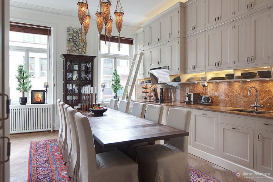 Маленькая кухня в парижском стиле