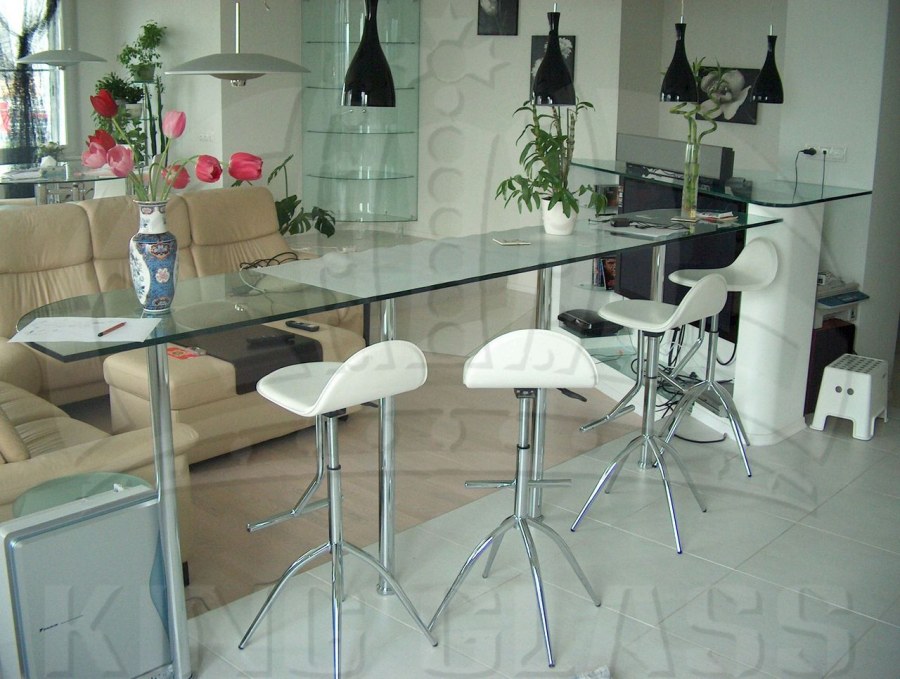 Стеклянная барная стойка