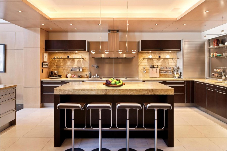 Большие кухни