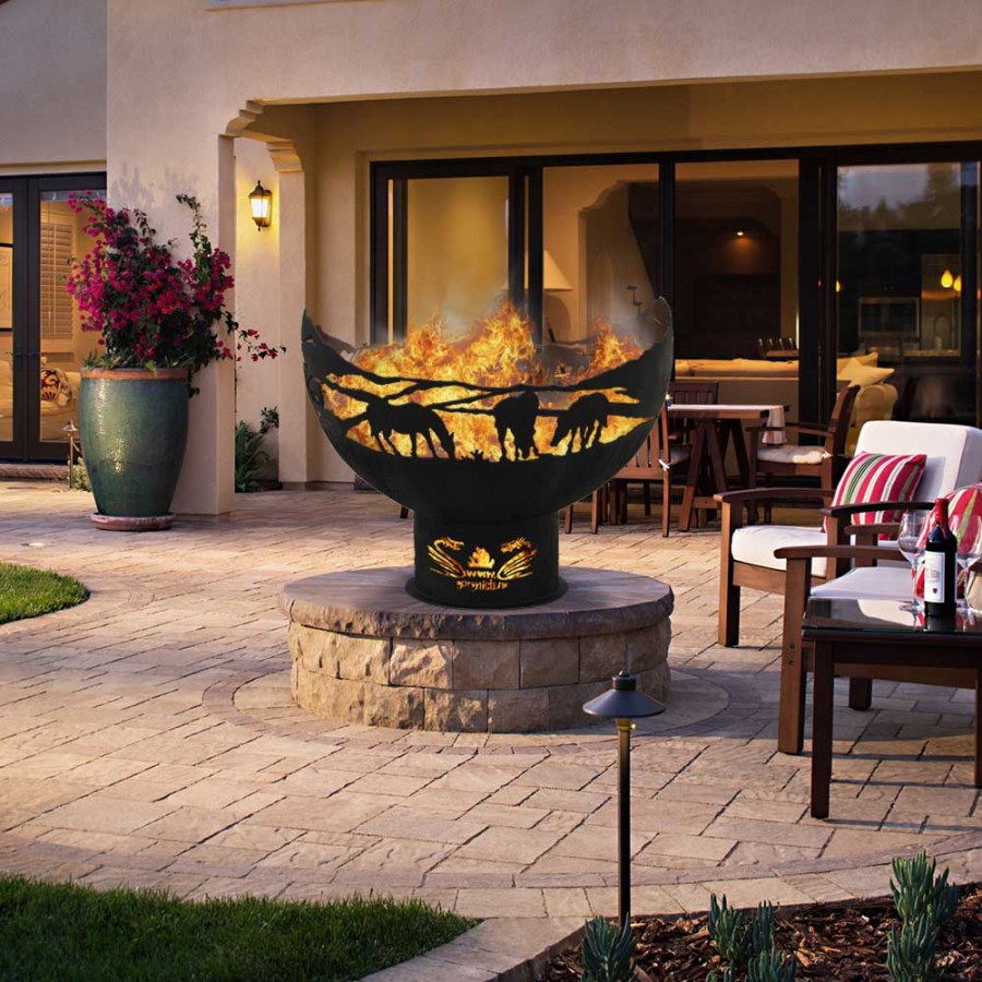 Дом Холливелл задний двор